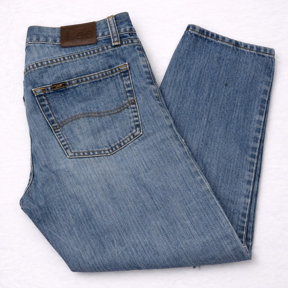 Lee Jeans Mens 32x30 Regular Fit Straight Leg Medium Wash Denim Pants